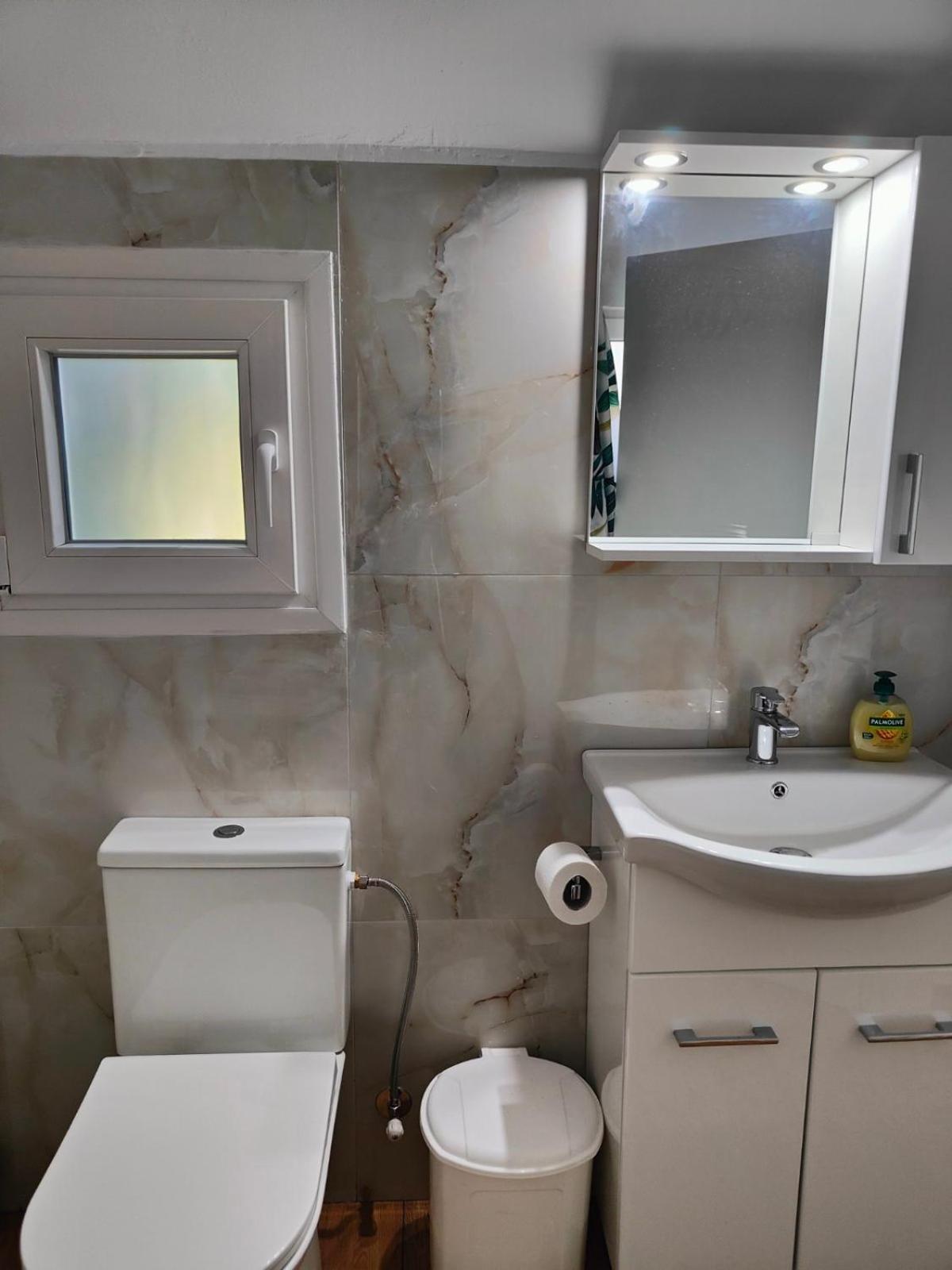 Apartment Asmini #2 *